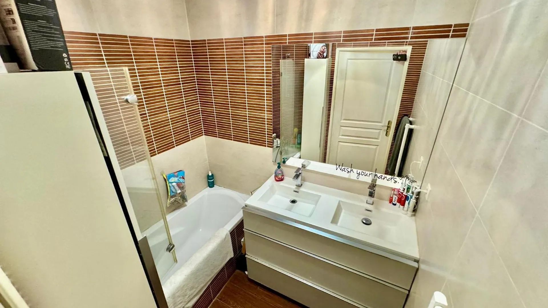 Апартаменты Appartement T4 Coeur St-Giniez Et Parking En Ss-Sol Марсель